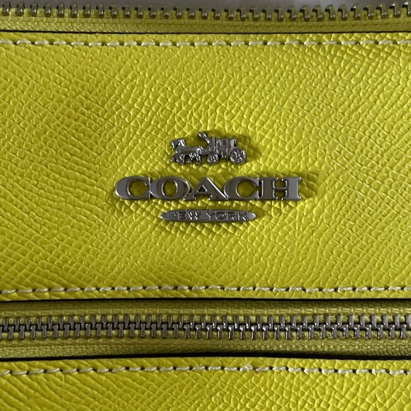 Coach Mini Rowan File Bag - Picture 3 of 7